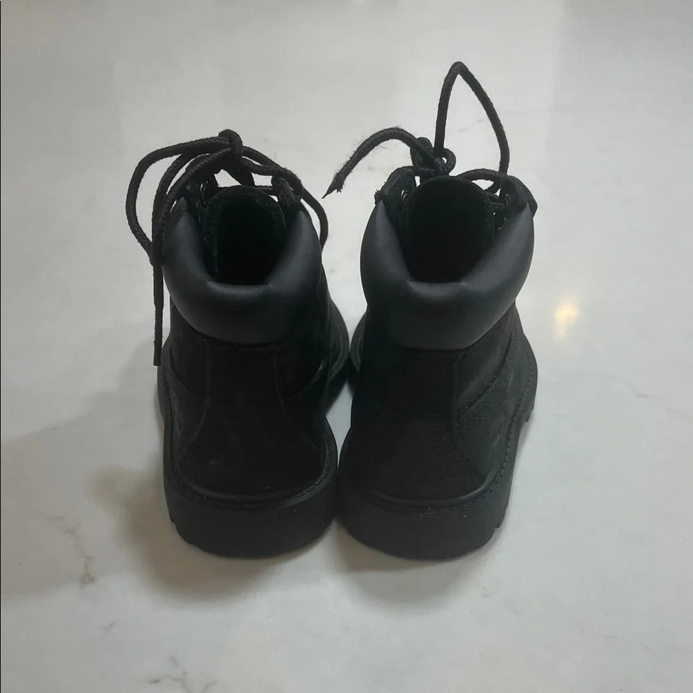 Timberland Toddler's Black Lace-Up Boots, lightly worn.
